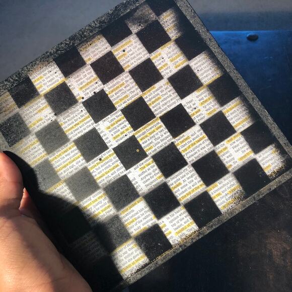 Scrapbook Chess Set - Highlighted Newspaper - Picture 9 of 12